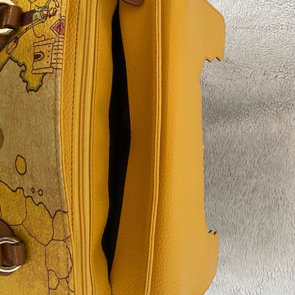 PRELOVED AUTHENTIC BRERA TWO WAY BAG - Picture 15 of 16